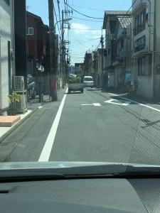 細い道路の走り方